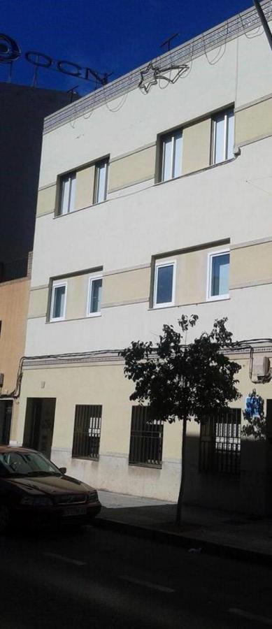 Hello Villarreal Suites Vila-real Екстер'єр фото