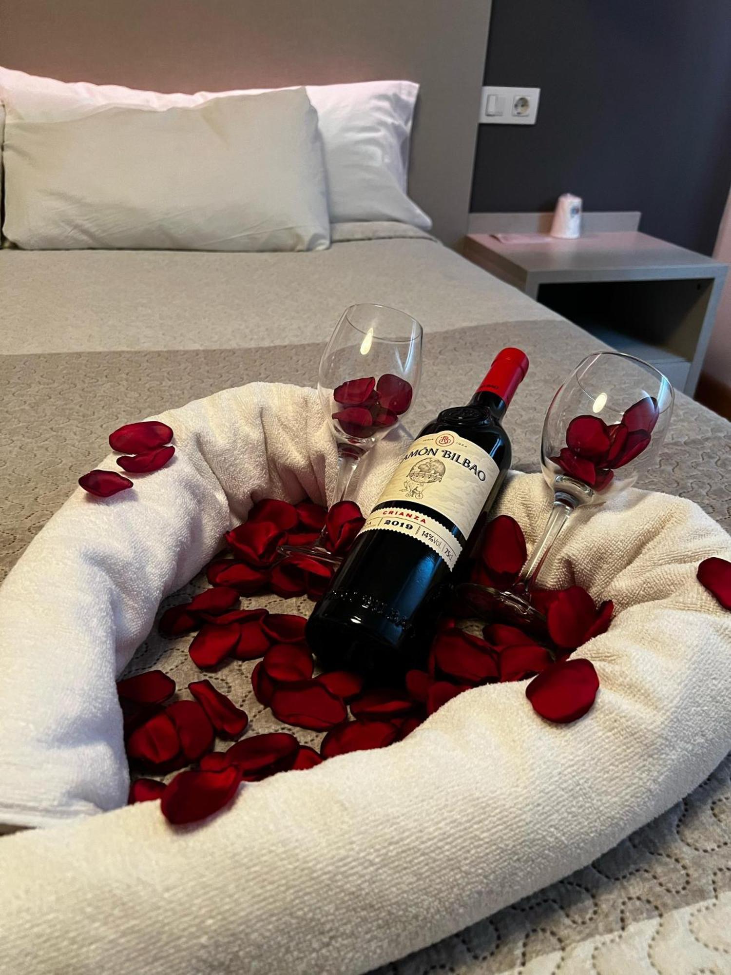 Hello Villarreal Suites Vila-real Екстер'єр фото