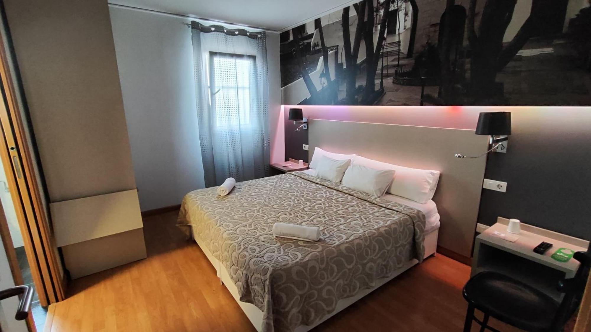 Hello Villarreal Suites Vila-real Екстер'єр фото
