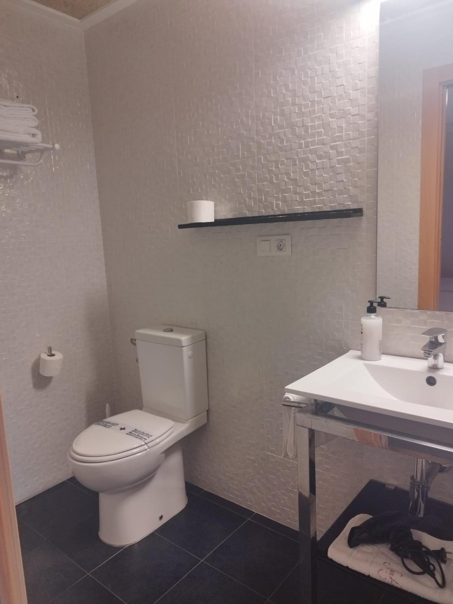 Hello Villarreal Suites Vila-real Екстер'єр фото